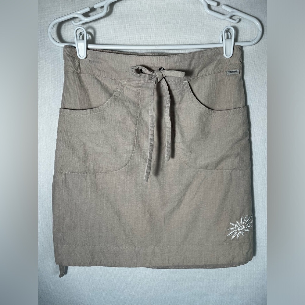 Skhoop Mini Tan Drawstring Skirt with Flower Embroidery Size XS